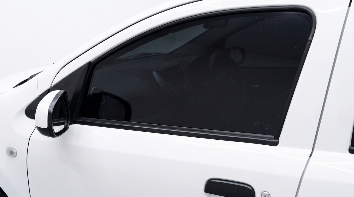 Färdigskuren solfilm främre sidorutor Suzuki Alto 5d Hatchback 2008-2014
