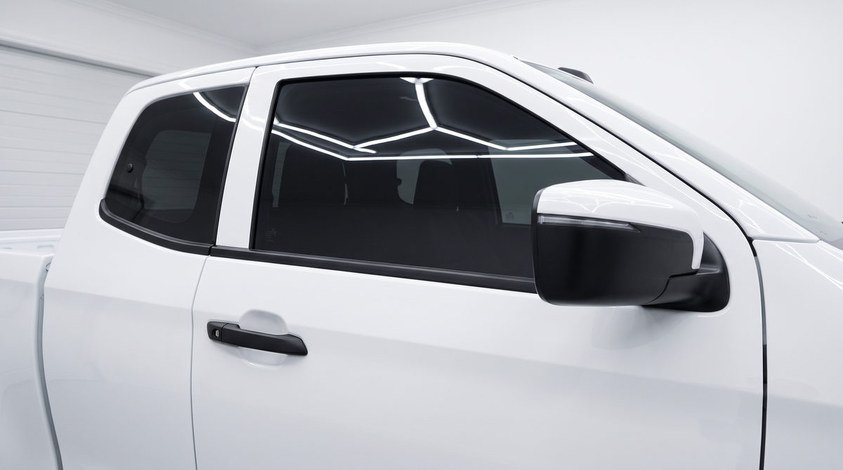 Färdigskuren solfilm främre sidorutor Isuzu D-Max 2d Pickup 2019-2026