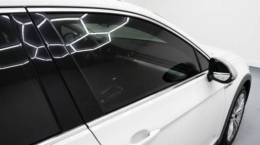 Färdigskuren solfilm främre sidorutor Volkswagen Alltrack 4D 2015-2019