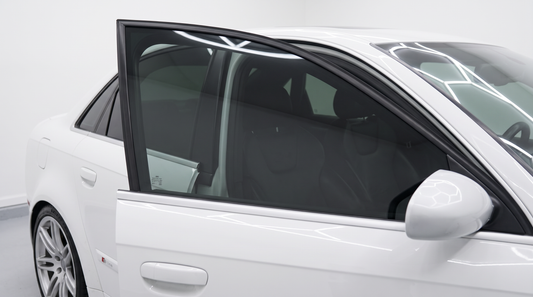 Färdigskuren solfilm främre sidorutor Audi RS4 4d Sedan 2006-2008